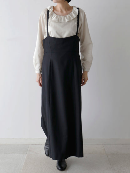 スカート：アリス（モデル身長166cm）