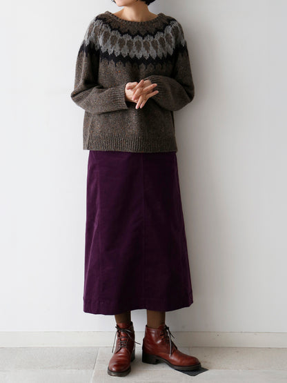 スカート：マルゴ（モデル身長166cm）