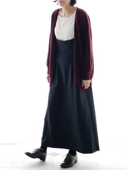 ジャンパースカート：アリス、カットソー：ルシアン