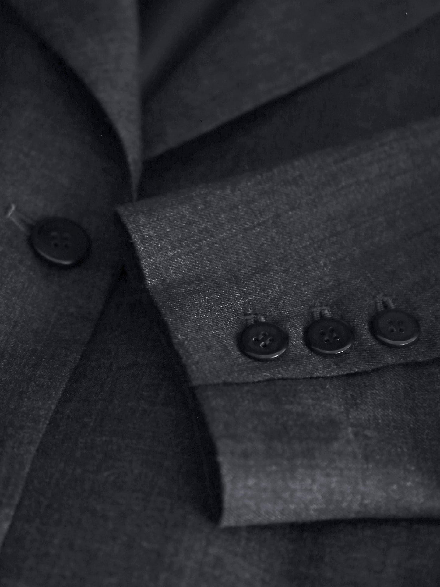 アレクサンドル / ノアール・シャルボン