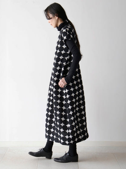 カットソー：HÉRNI No.31 タートルネックロングスリーブ（身長167cm）