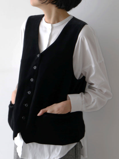 ブラウス：ドニーズ