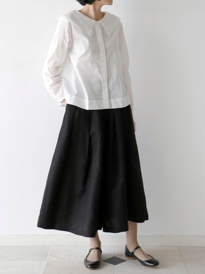 ブラウス：エロディ