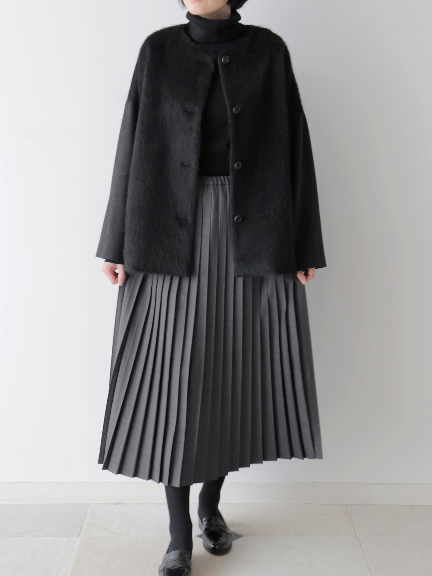 スカート：マリーヌ（モデル身長166cm）