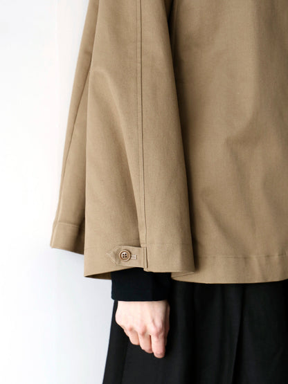 袖口のボタンで調整できます