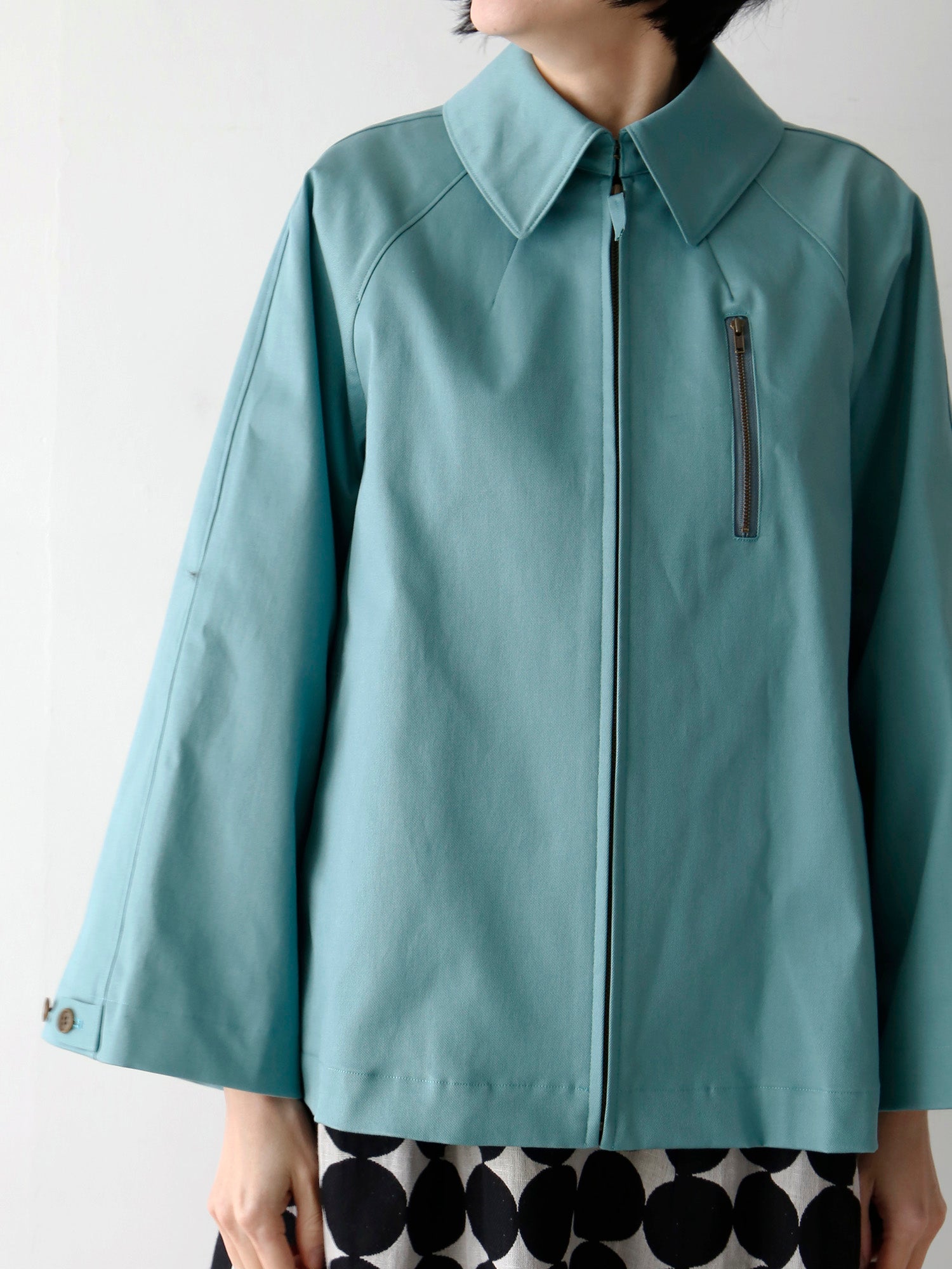 オパラン（身長166cm）