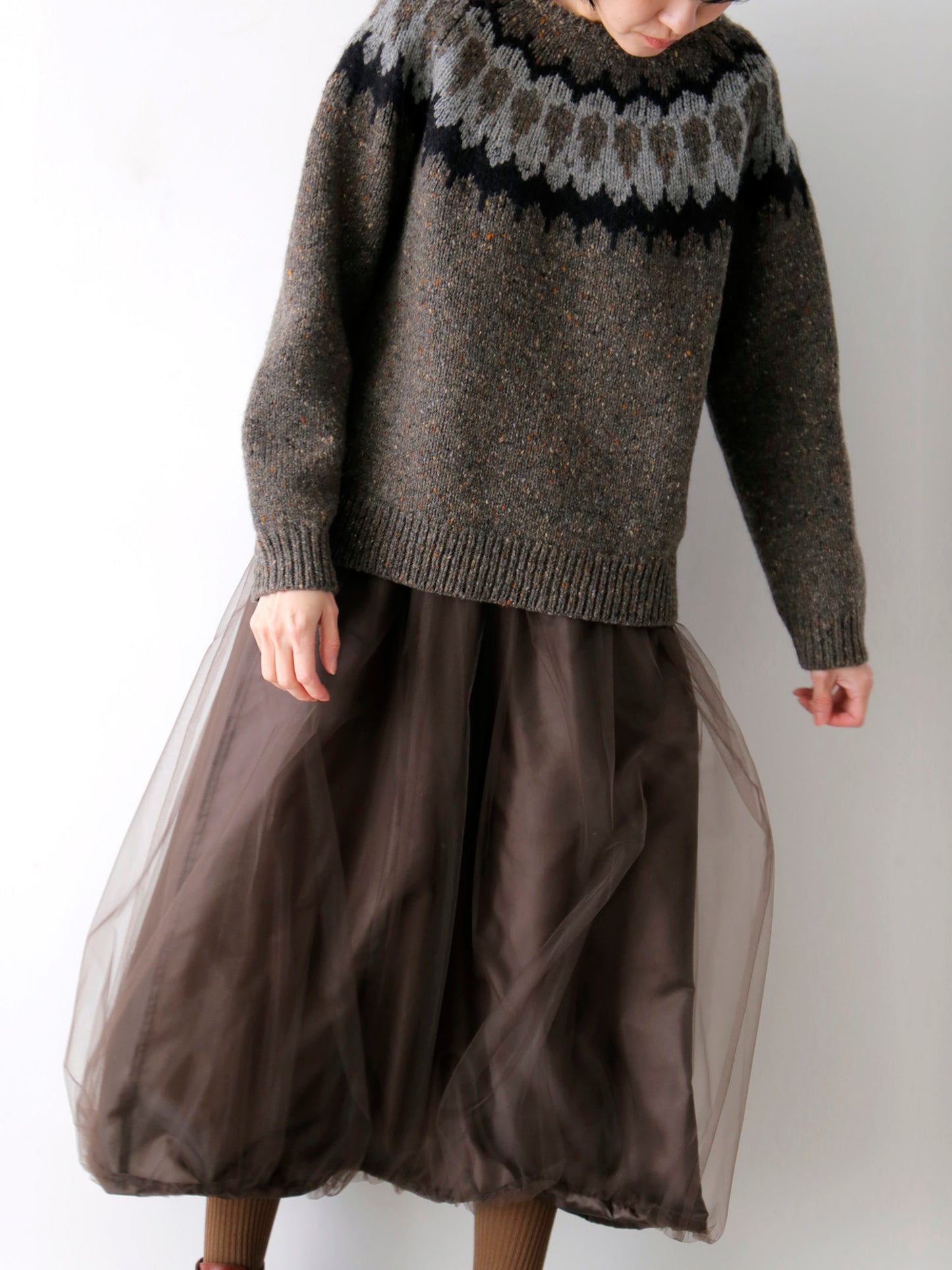 ニット：サイモン