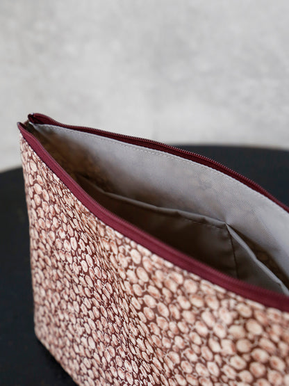 Grand：一方の内ポケットは2つに分かれています