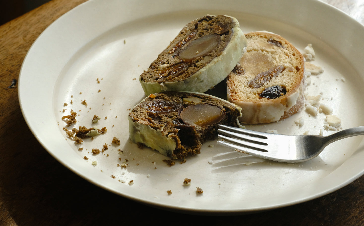 【受注商品】ほんのりスパイスが香る、ふたつのシュトレン（2025）