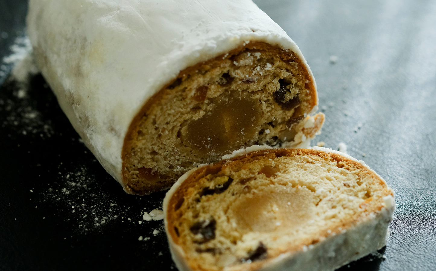 【受注商品】ほんのりスパイスが香る、ふたつのシュトレン（2025）