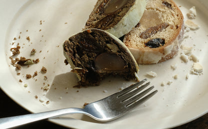 【受注商品】ほんのりスパイスが香る、ふたつのシュトレン（2025）