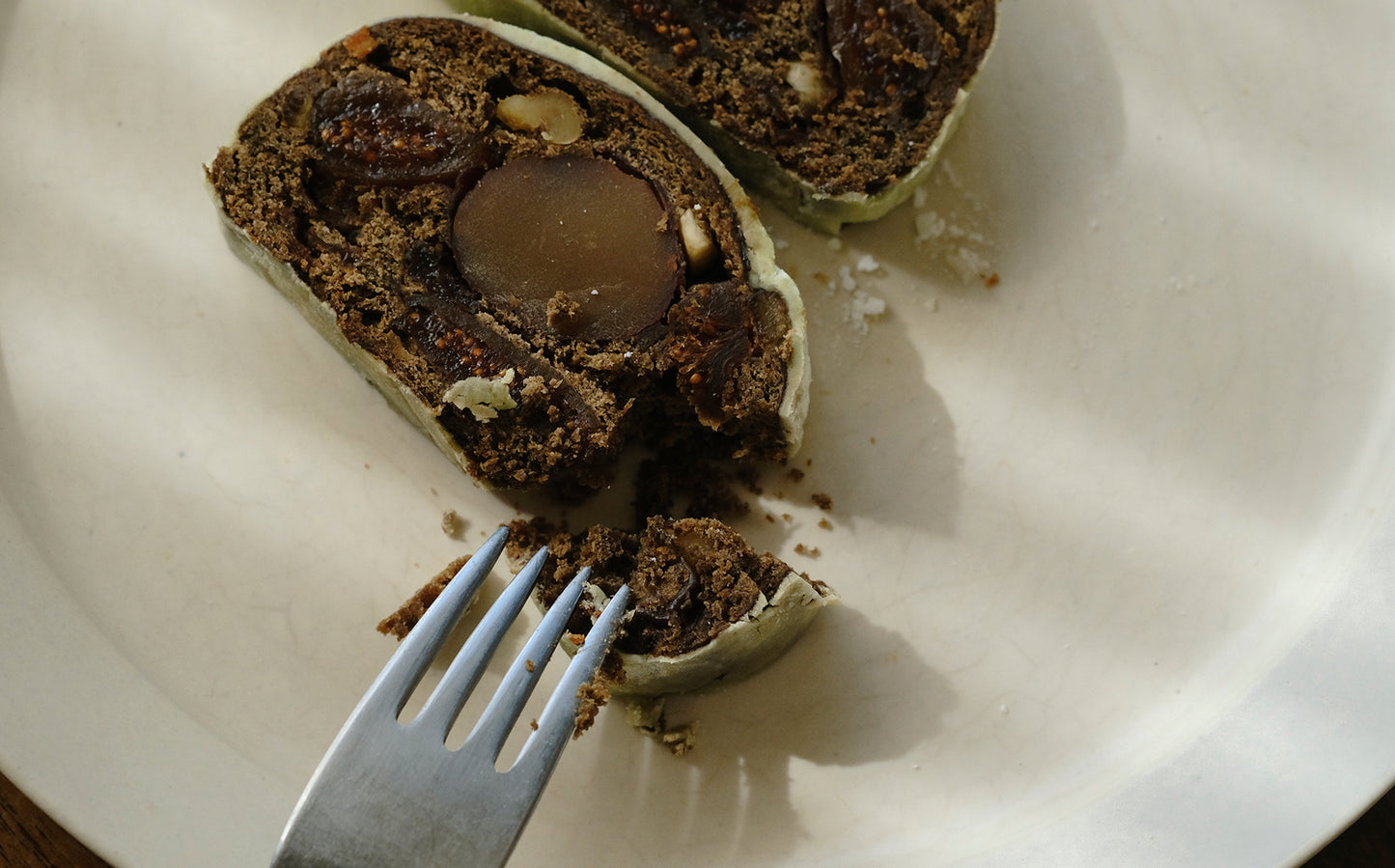 【受注商品】ほんのりスパイスが香る、ふたつのシュトレン（2025）