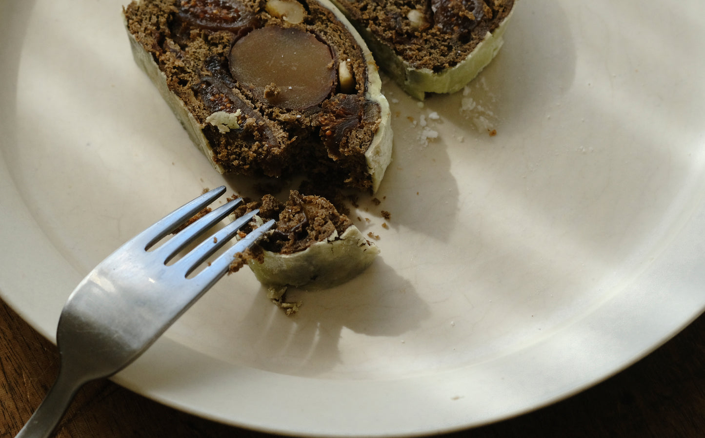 【受注商品】ほんのりスパイスが香る、ふたつのシュトレン（2025）