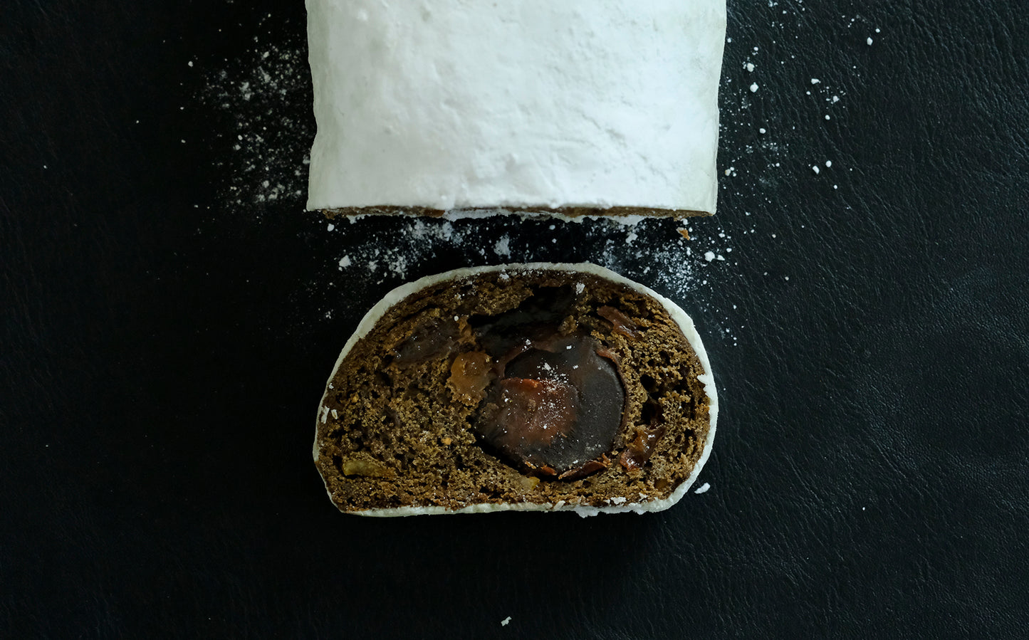 【受注商品】ほんのりスパイスが香る、ふたつのシュトレン（2025）