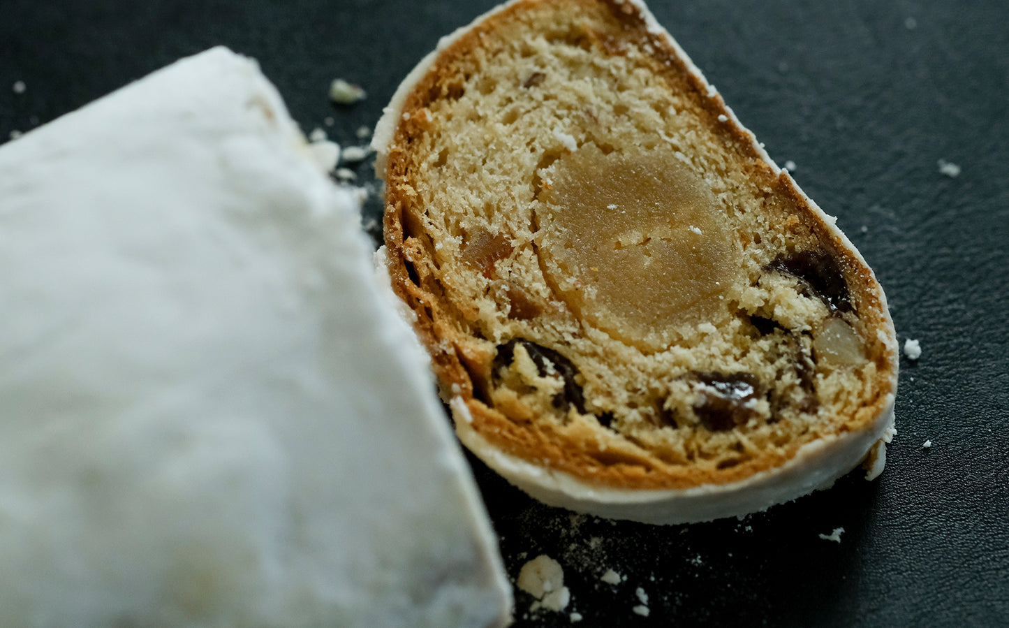 【受注商品】ほんのりスパイスが香る、ふたつのシュトレン（2025）