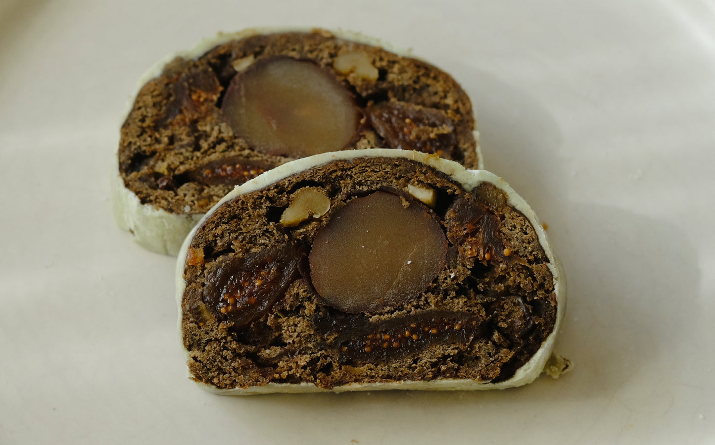 【受注商品】ほんのりスパイスが香る、ふたつのシュトレン（2025）