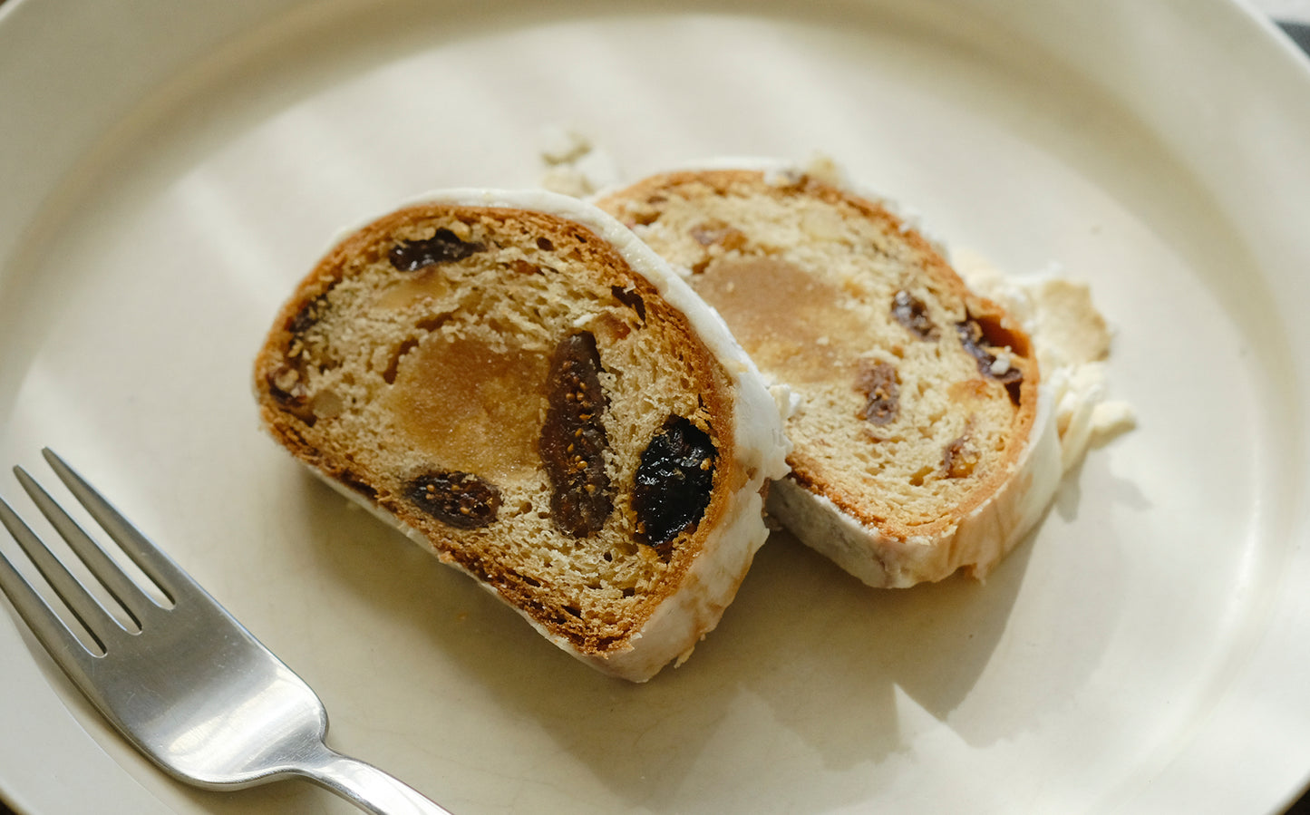 【受注商品】ほんのりスパイスが香る、ふたつのシュトレン（2025）