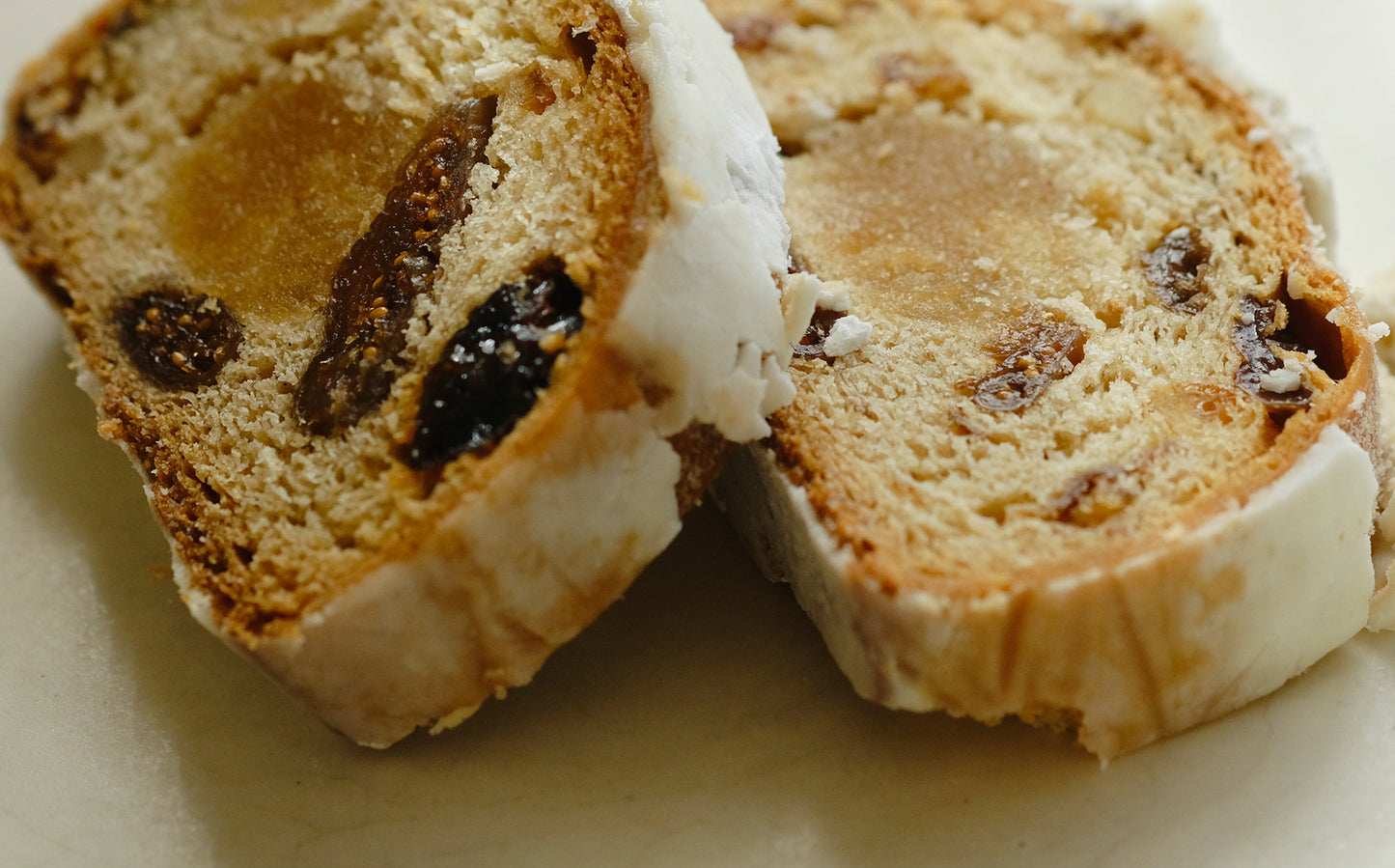 【受注商品】ほんのりスパイスが香る、ふたつのシュトレン（2025）