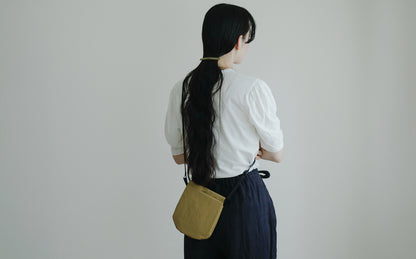 NIZYU KANO／LIGHT NYLON ショルダーポーチ