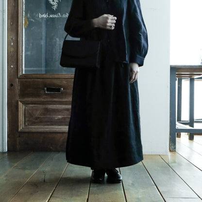 ［SALUÉ］ワンサイドスリットロングスカート／ヘリンボーンリネンformal