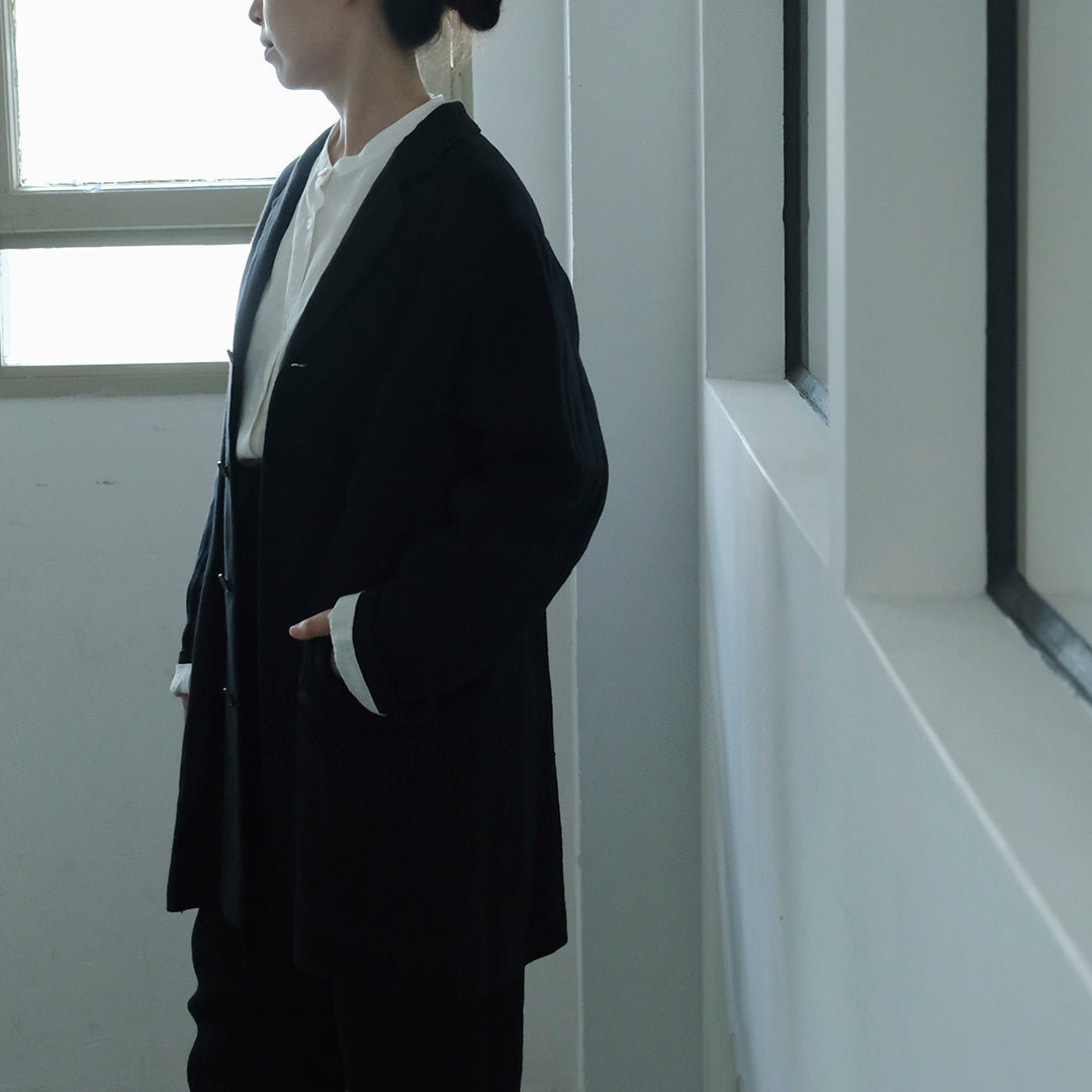 SALUÉ／ユニセックス コートジャケット