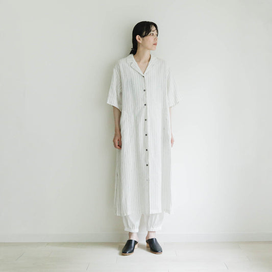 SALUÉ／ハーフスリーブオープンカラーシャツドレス／ミッドウェイトリネン