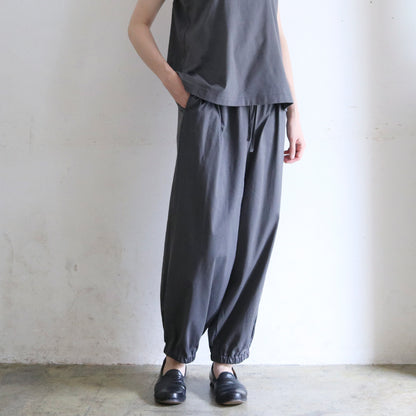 ［SALUÉ］white label スムース パンツ