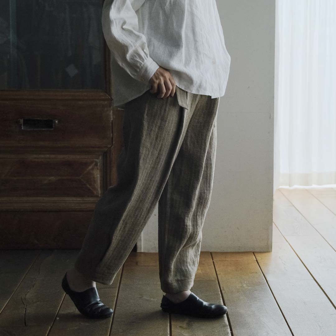 SALUÉ／【受注商品】エッグパンツA／ヘリンボーンリネン