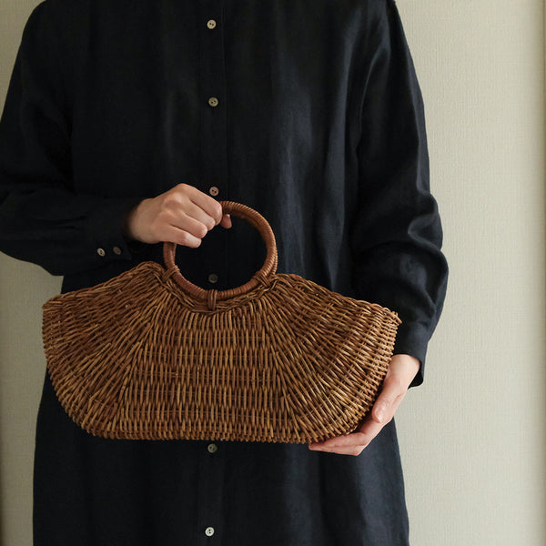 底のラウンドが美しい扇形のあけびかご – Envelope