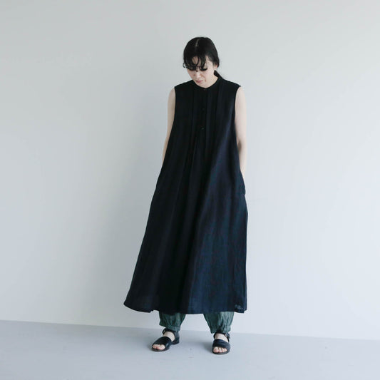 SALUÉ／【受注商品】ピンタックノースリーブドレス／ミッドウェイトリネン