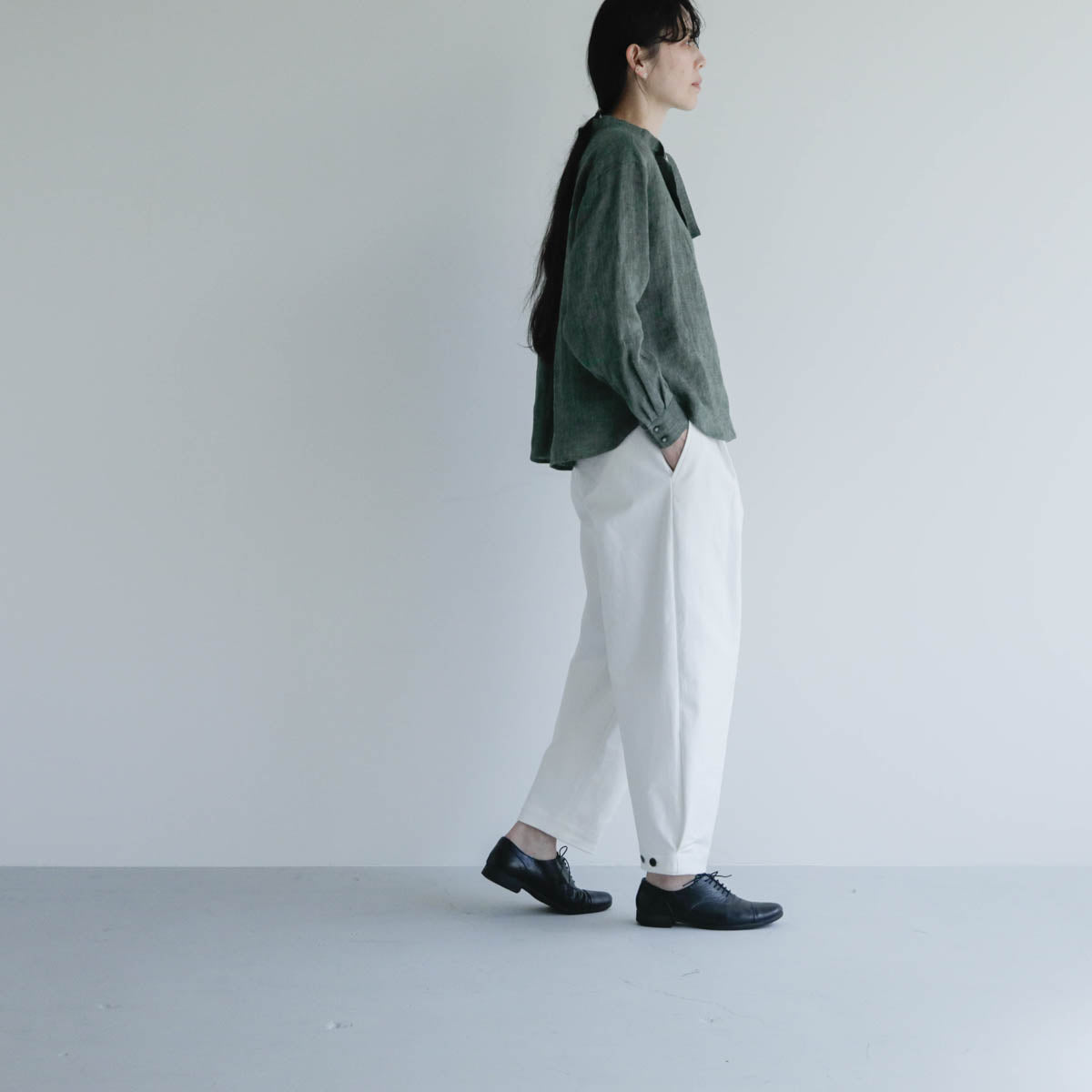SALUÉ／ボウカラーシャツ／ライトウェイトリネン