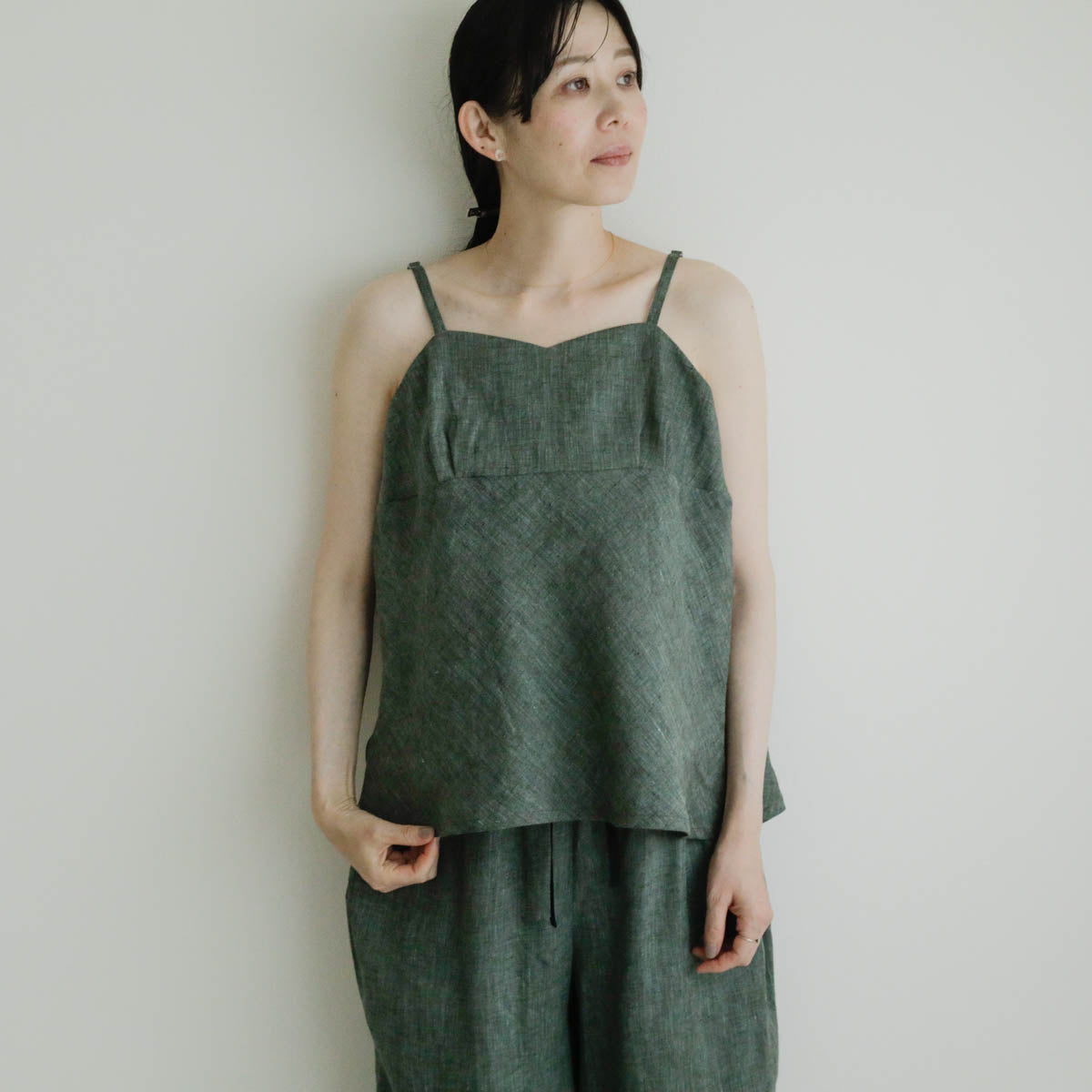 SALUÉ／ white labelリネンキャミソール