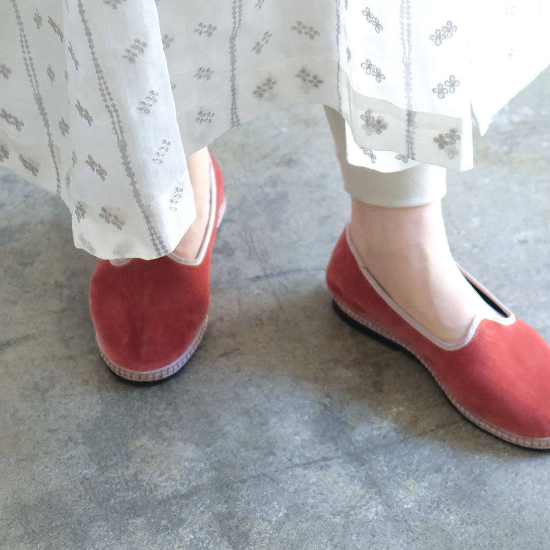 すっきりまとまるカンフーシューズ – Envelope - エンベロープ