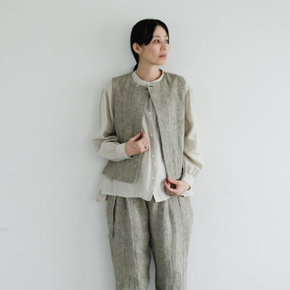 SALUÉ／【一部予約商品】バンドカラーギャザーシャツ／ライトウェイトリネン