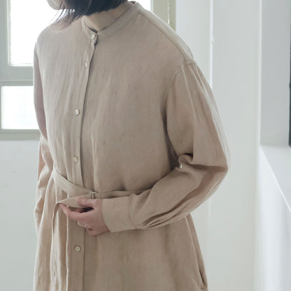 ［SALUÉ］バンドカラー長袖シャツドレス／ミッドウェイトリネン