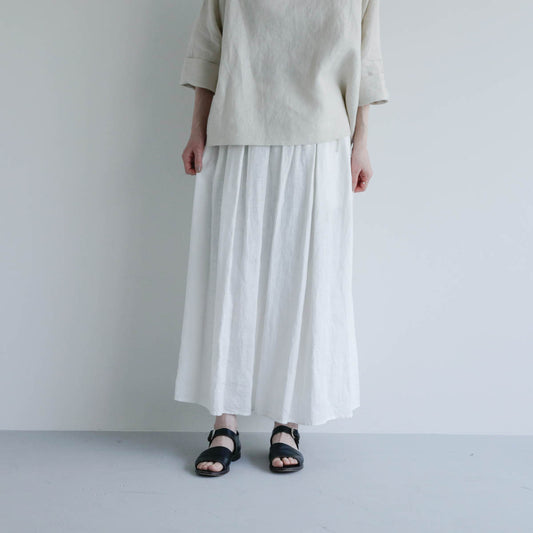 SALUÉ／【予約商品】リトアニアンリネンタックギャザースカート／アイボリーホワイト