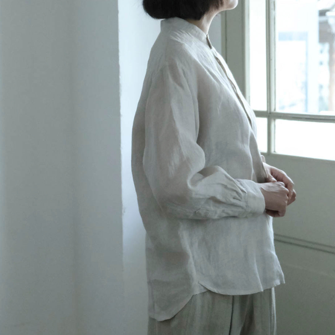 ［SALUÉ］バンドカラーハーフボタンシャツ／ライトウェイトリネン