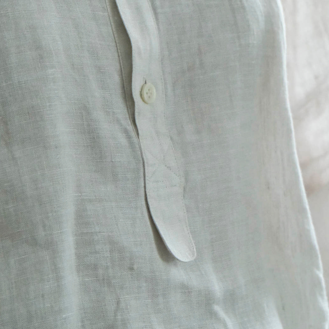 ［SALUÉ］バンドカラーハーフボタンシャツ／ライトウェイトリネン