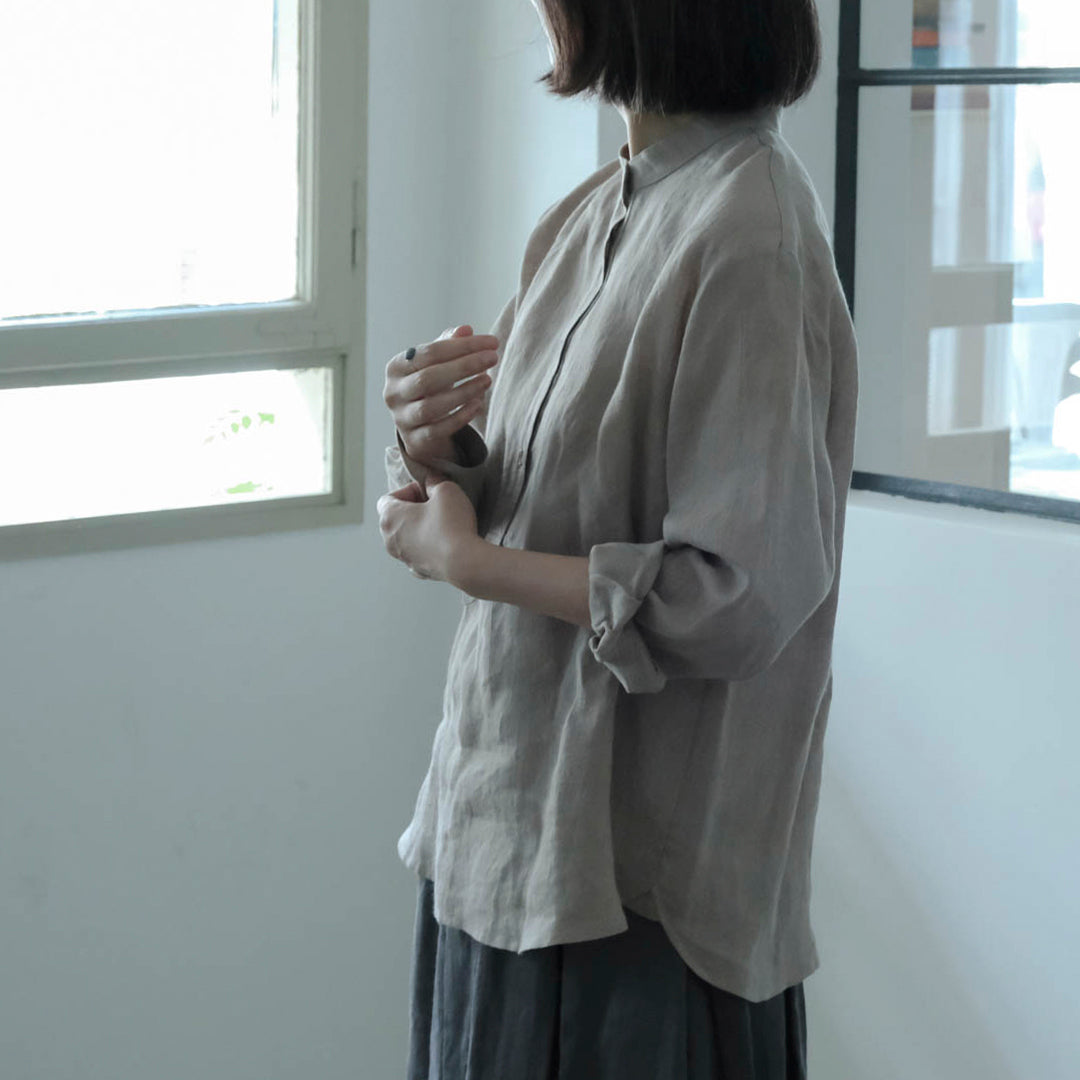 ［SALUÉ］バンドカラーハーフボタンシャツ／ライトウェイトリネン