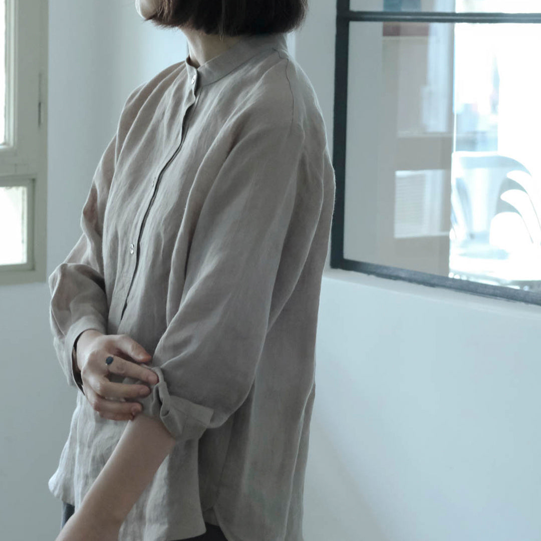 ［SALUÉ］バンドカラーハーフボタンシャツ／ライトウェイトリネン