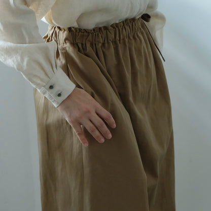 ［SALUÉ］ワンサイドスリットロングスカート／コットンリネン
