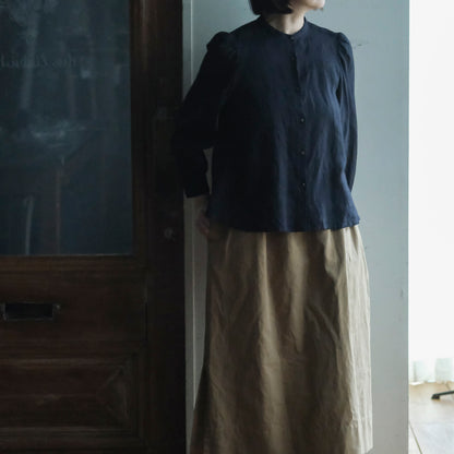 ［SALUÉ］ワンサイドスリットロングスカート／コットンリネン