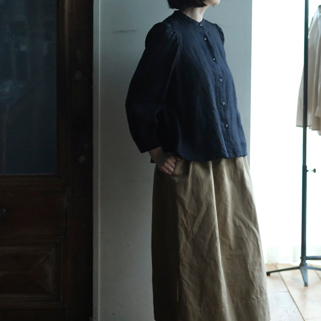 ［SALUÉ］ワンサイドスリットロングスカート／コットンリネン