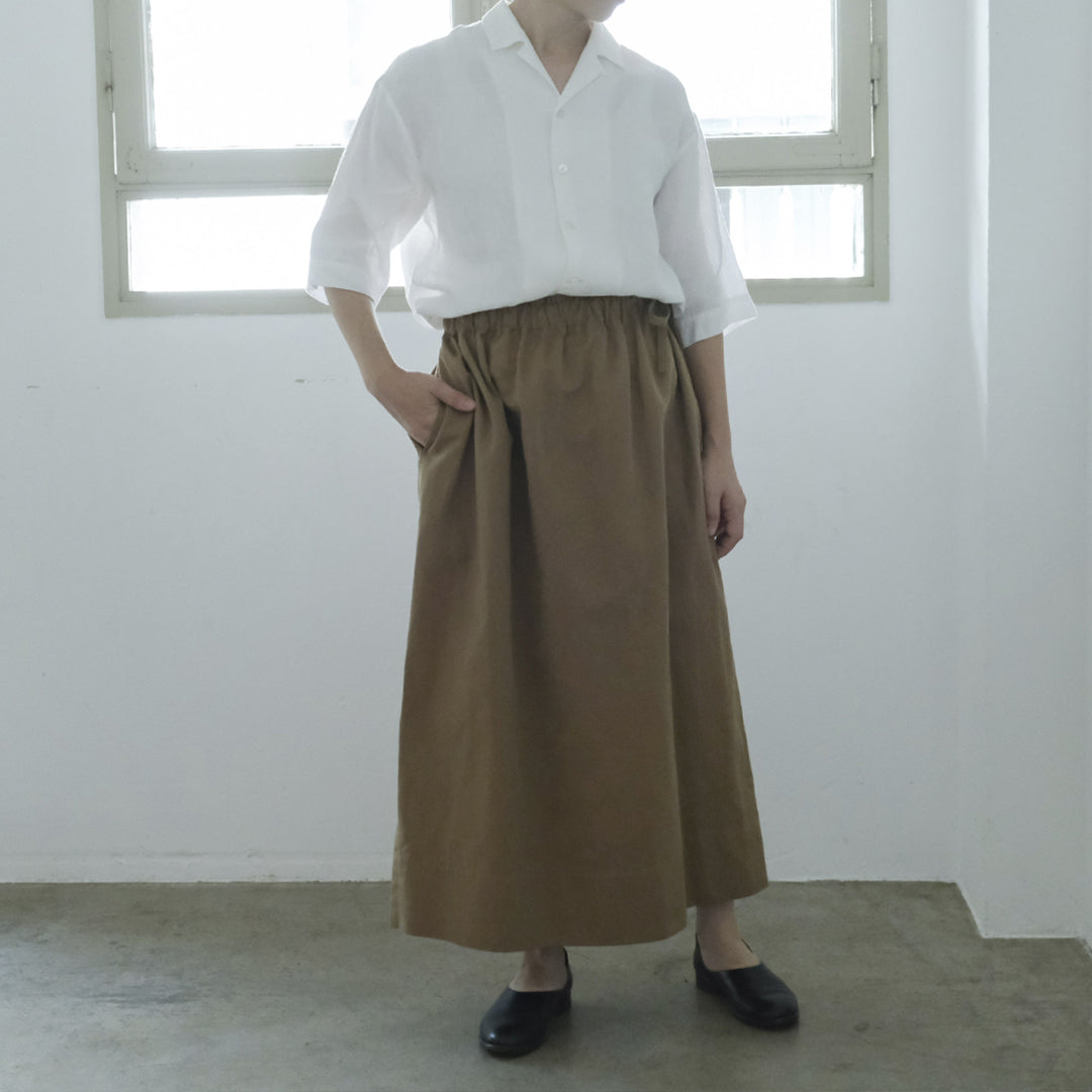 ［SALUÉ］ワンサイドスリットロングスカート／コットンリネン