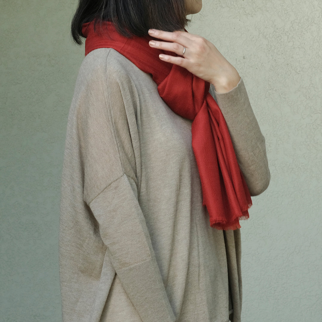 春も夏も秋も冬も。「触れていたい」カシミヤストール