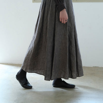 SALUÉ／リトアニアンリネンタックギャザースカート／メランジェダークブラウン