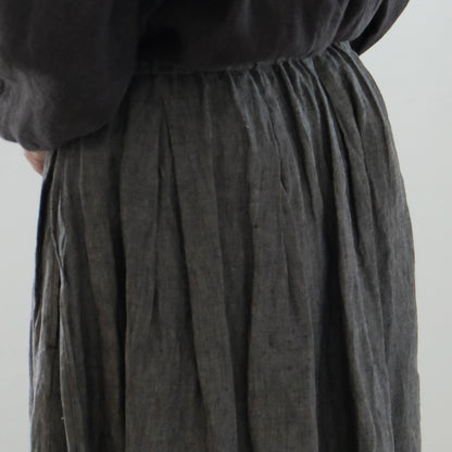 SALUÉ／リトアニアンリネンタックギャザースカート／メランジェダークブラウン