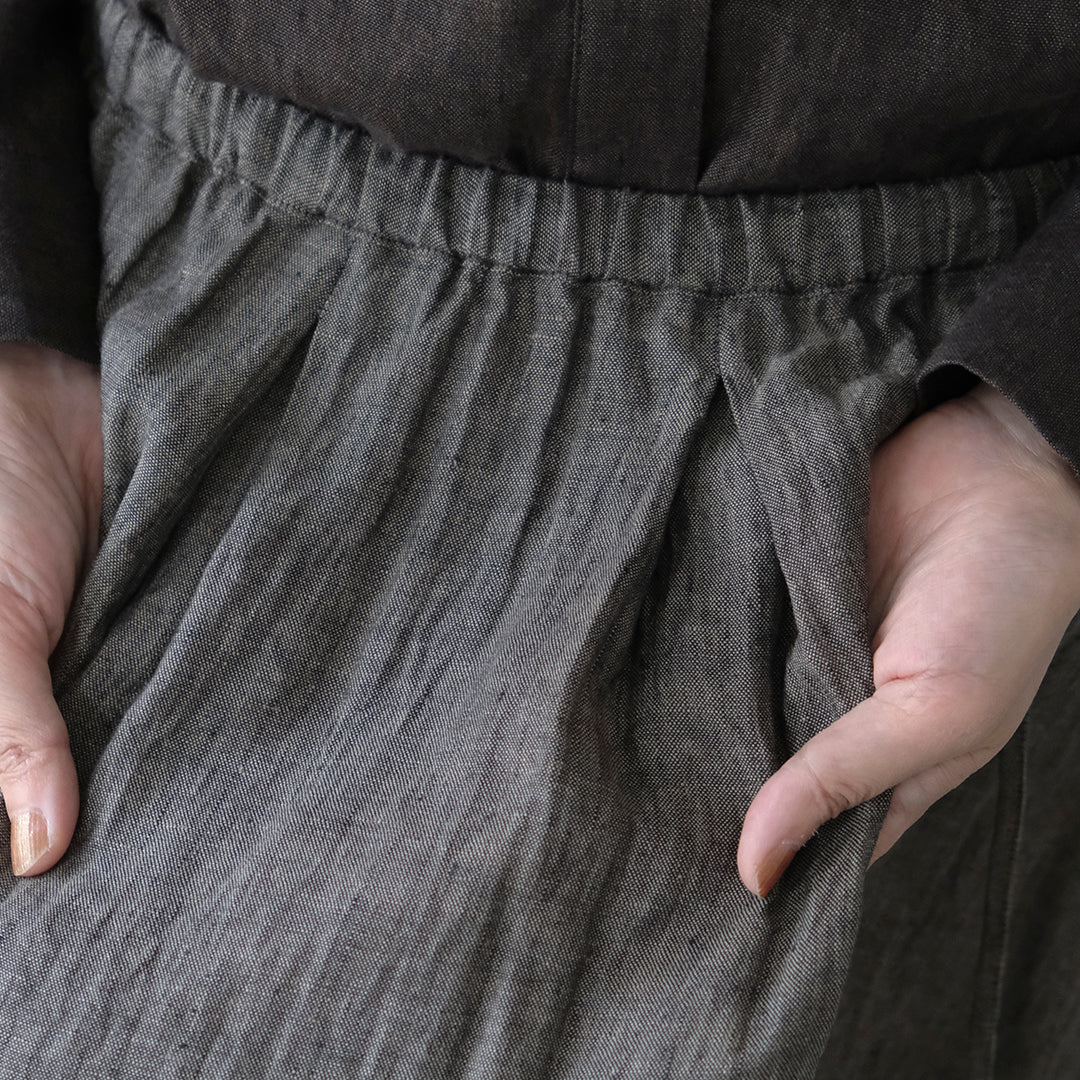 SALUÉ／リトアニアンリネンタックギャザースカート／メランジェダークブラウン