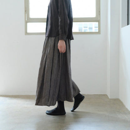 SALUÉ／リトアニアンリネンタックギャザースカート／メランジェダークブラウン