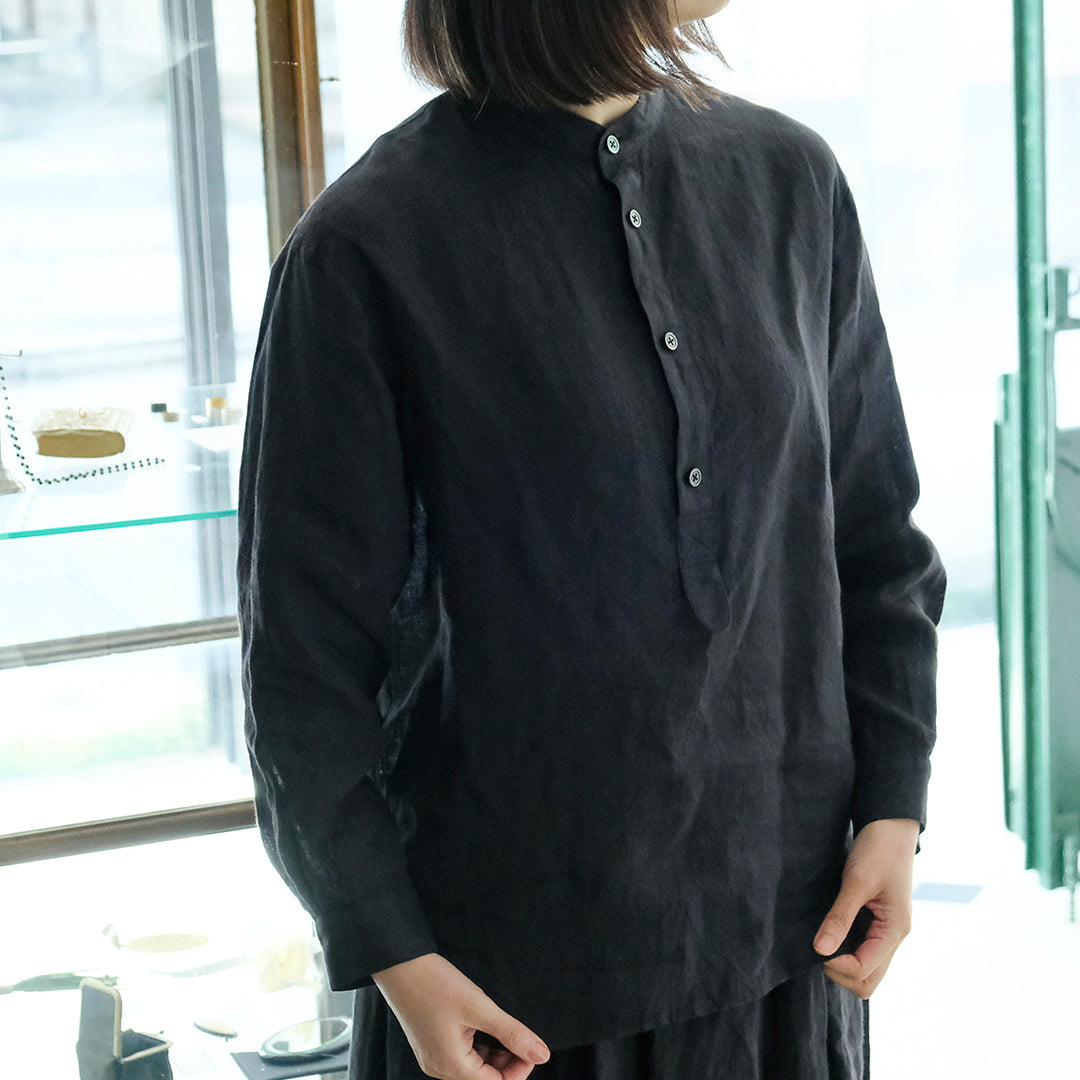 ［SALUÉ］バンドカラーハーフボタンシャツ／ライトウェイトリネン